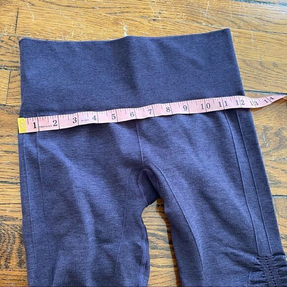 Lululemon In The Flow Crop II leggings - Picture 10 of 16